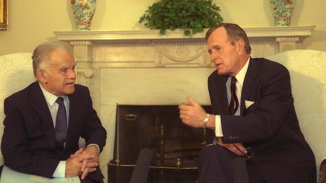1989 יצחק שמיר ו נשיא ארצות הברית ארה