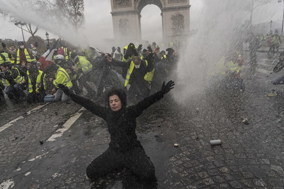 ההפגנה על יוקר המחייה בפריז (צילום: gettyimages)