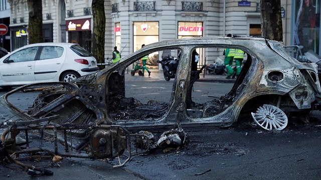 נזקים בפריז לאחר הפגנות (צילום: AFP)