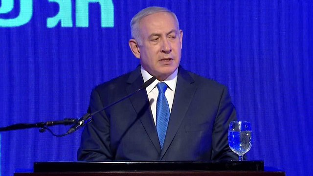 Netanyahu at a Likud Hanukkah event (Photo: MX1)