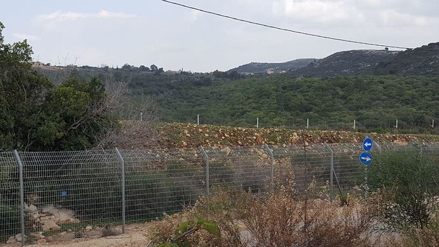 ביישוב חניתה על גבול לבנון ממשיכים בשגרה למרות המצב הבטחוני (צילום: איתי שיקמן )
