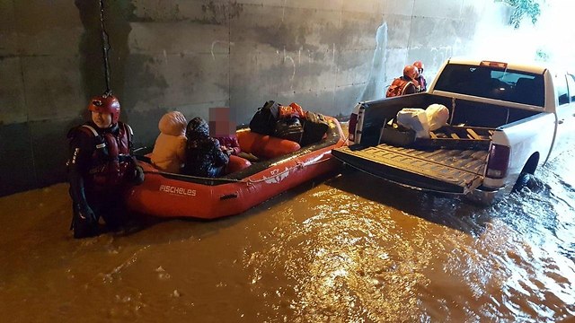 Эвакуация семьи в Кфар-ХАБАДе