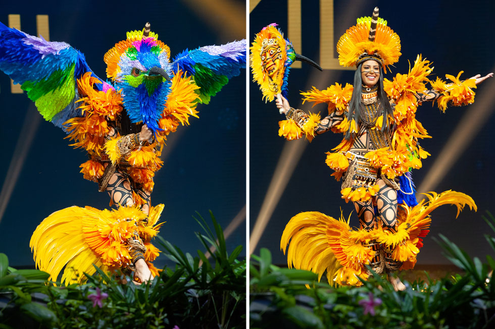 מיס ברזיל עם תלבושת שכוללת אלפי נוצות ושלושה חודשים של עבודה (צילום: Patrick Prather, Miss Universe)