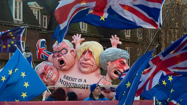 הפגנה מתנגדי הברקזיט בבריטניה (צילום: EPA)