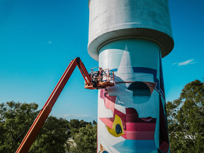 הכי קשה עד היום: ציור על מגדל עגול באוסטרליה (צילום: Low Bros Christoph & Florin Schmidt)