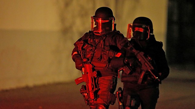 פעילות משטרתית בשטרסבורג צרפת (צילום: רויטרס)