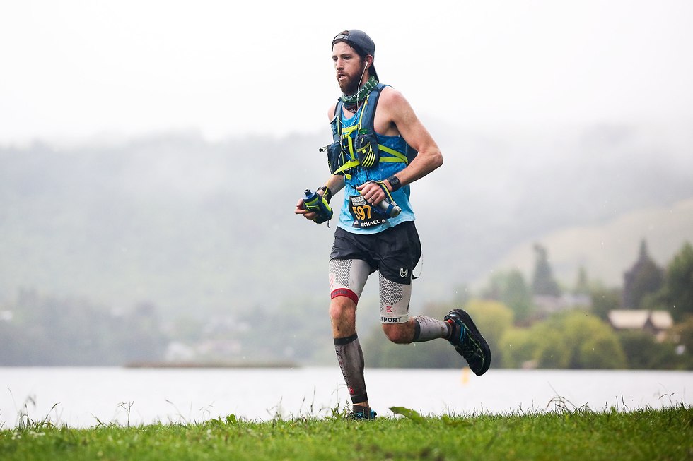 מייקל וורדיאן רץ באולטרה מרתון בניו זילנד (צילום: getty images)