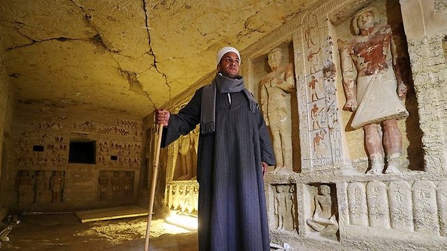 אתר הקבורה שהתגלה דרומית לקהיר (צילום: רויטרס)