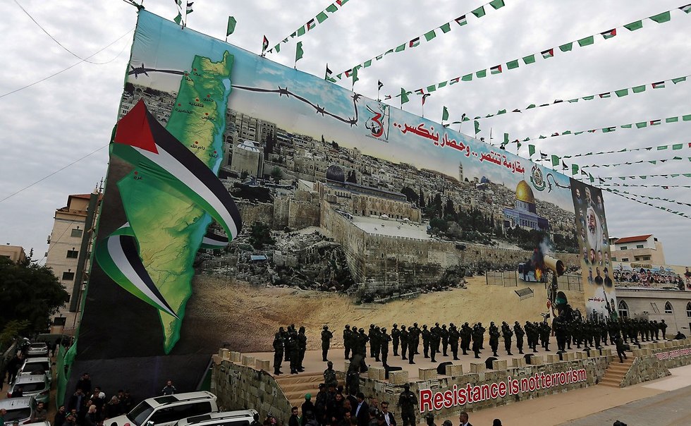 Hamas holds a Gaza rally to mark the group's 31st anniversary (Photo: Reuters)