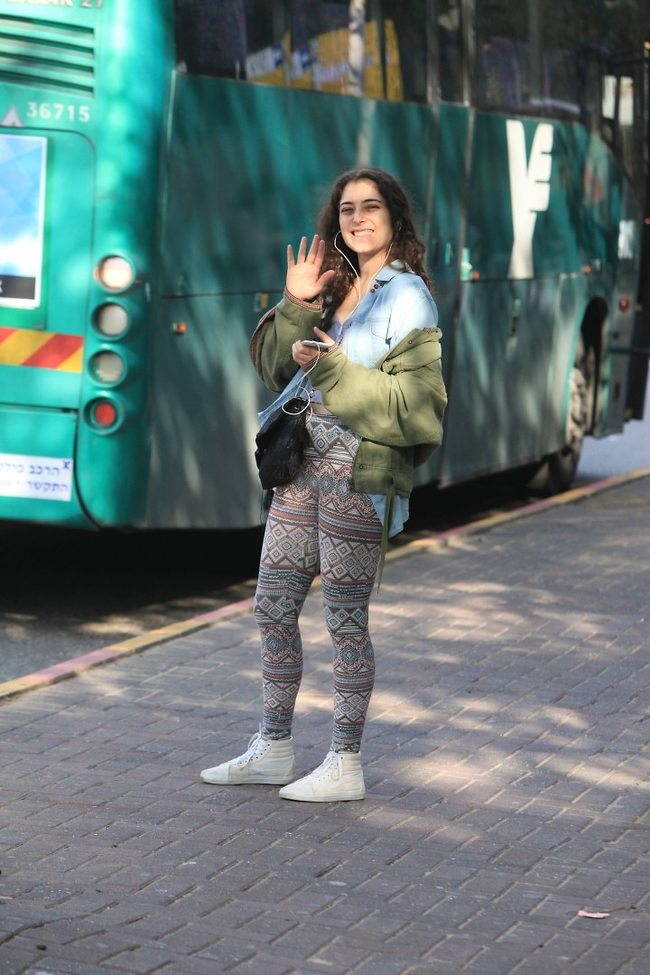 "שלום לכל המעריצים שלי" (צילום: מוטי לבטון) "שלום לכל המעריצים שלי" (צילום: מוטי לבטון)