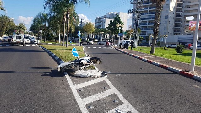תאונת רוכב אופנוע גנוב נהריה בן 25 (צילום: דוברות משטרת ישראל)