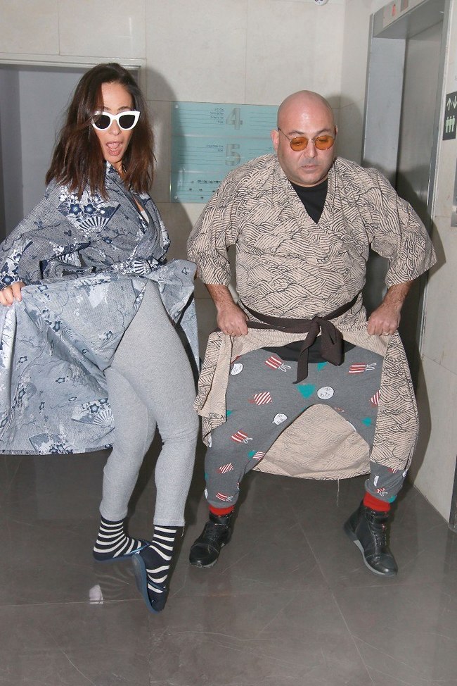חושפים הכל. אסף אטדגי ועינת ארליך (צילום: ענת מוסברג) חושפים הכל. אסף אטדגי ועינת ארליך (צילום: ענת מוסברג)