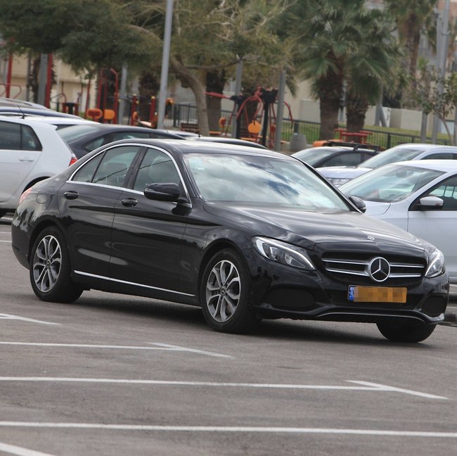 בשביל אימא הטוב ביותר (צילום: מוטי לבטון) בשביל אימא הטוב ביותר (צילום: מוטי לבטון)