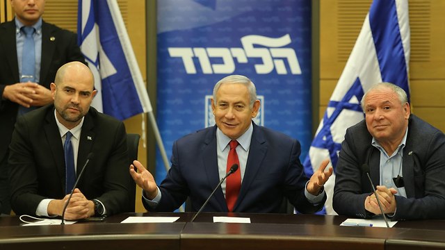 Prime Minister Benjamin Netanyahu at a meeting of his Likud faction, December 24, 2018 (Photo: Amit Shabi)