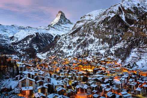 Zermatt, בו יש למעלה מ-140 מסלולים באורך ככולל של קרוב ל-200 ק"מ (צילום: Shutterstock)