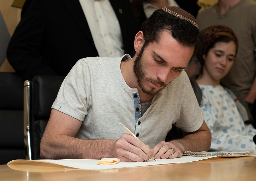 בית חולים שערי צדק טקס לזכרו זכר של הילוד הנרצח עמיעד ישראל איש רן (צילום: יואב דודקביץ')