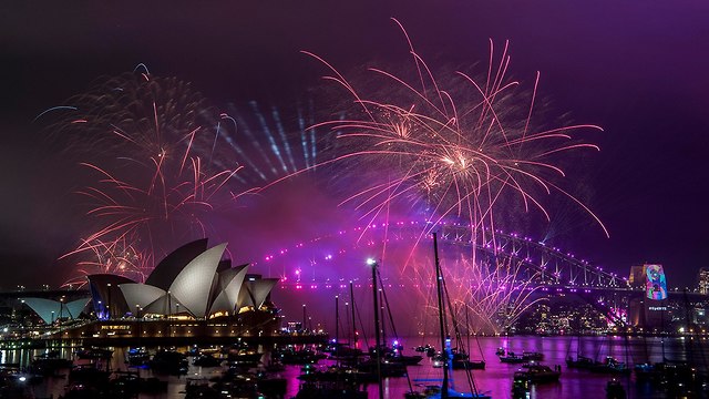 זיקוקים חגיגות שנה חדשה השנה החדשה 2019 סידני אוסטרליה (צילום: EPA)