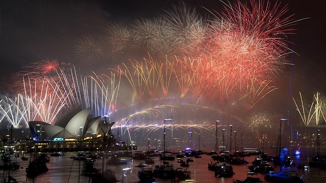 זיקוקים חגיגות שנה חדשה השנה החדשה 2019 סידני אוסטרליה (צילום: EPA)