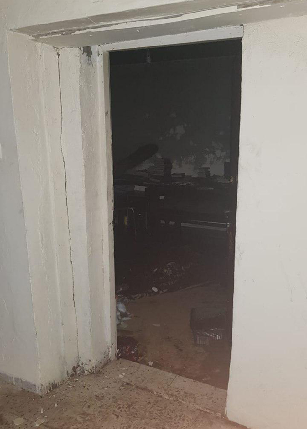 הרוג בעקבות שריפה שפרצה במבנה נטוש ברח' אחד העם בקריית שמונה (צילום: דוברות כבאות והצלה מחוז צפון)