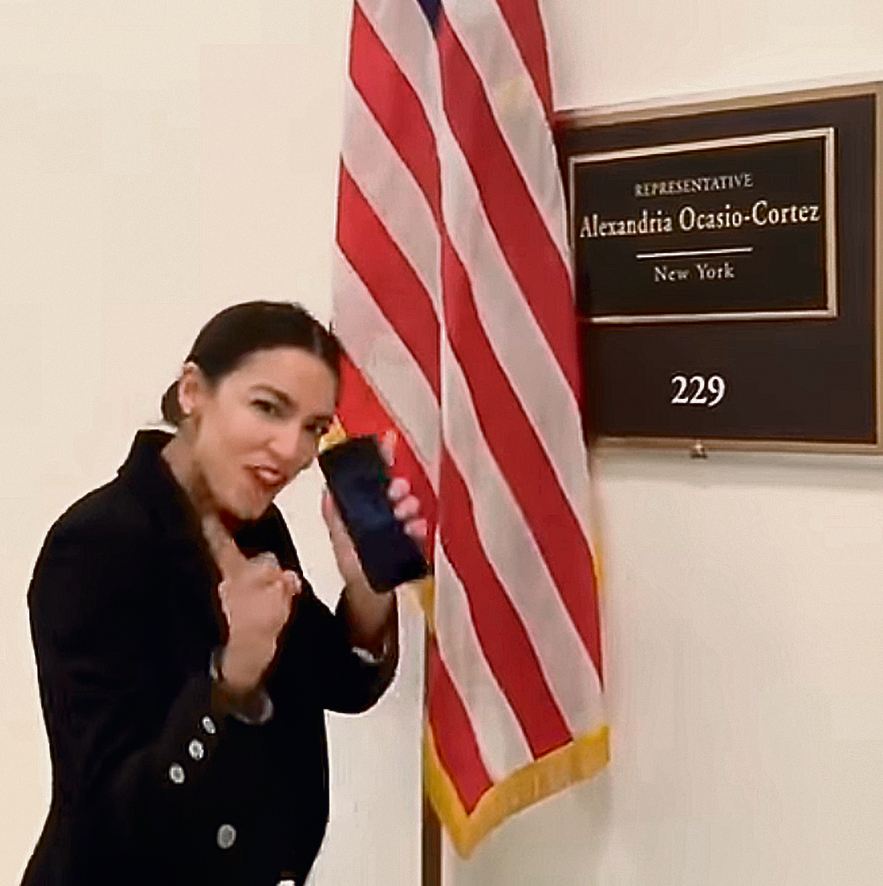 סרטון התגובה, רוקדת בכניסה למשרד שלה בקונגרס
