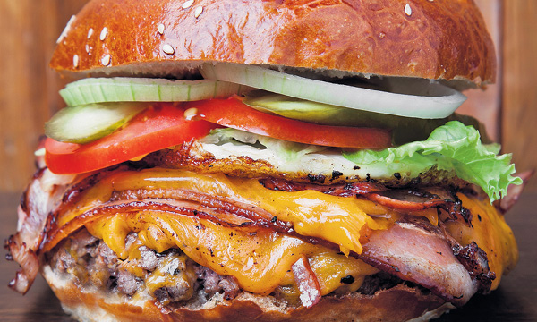 Bacon cheeseburger (file photo)