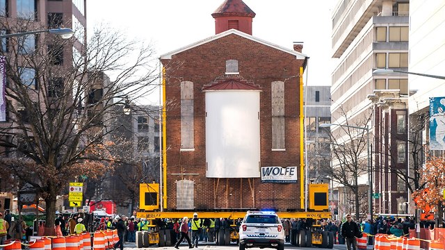 Перевозка здания синагоги в Вашингтоне. Фото: EPA (Photo: EPA)