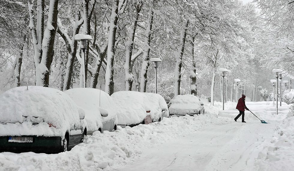 שלג מינכן  (צילום: AFP)