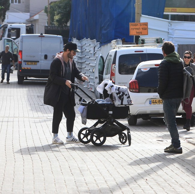 אבא לתפארת (צילום: מוטי לבטון) אבא לתפארת (צילום: מוטי לבטון)
