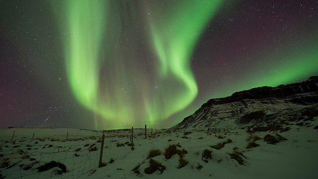 איסלנד תאונות דרכים הזוהר הצפוני  (צילום: AP)