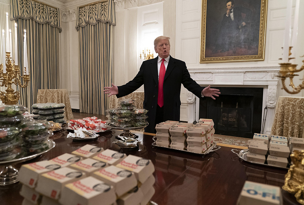 השבתת הממשל דונלד טראמפ הזמין מאות המבורגרים לבית הלבן ארה