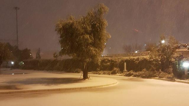 מזג אוויר בנייני האומה ירושלים שלג ()