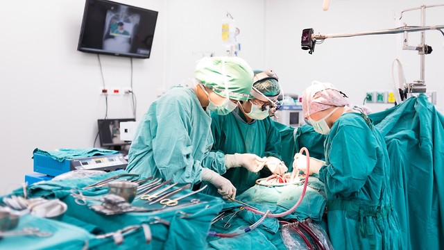 ניתוח לב פתוח (צילום: shutterstock)