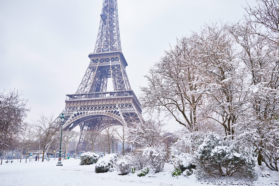 Париж, Эйфелева башня. Фото: shutterstock