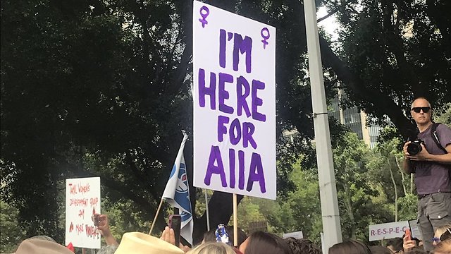 מחאת נשים בסידני אוסטרליה ()