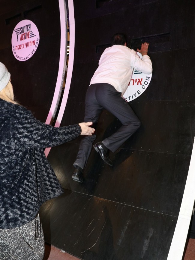 "יאללה שימי! יאללה שימי!" (צילום: רפי דלויה)