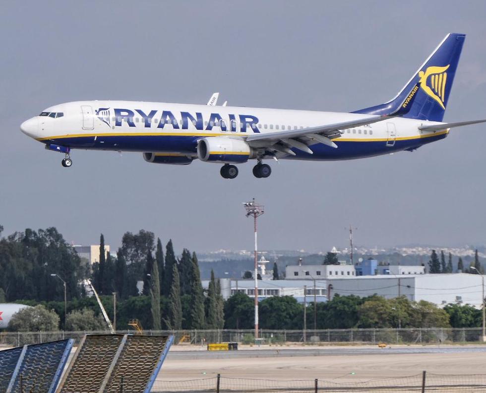 Лайнер компании Ryanair. Фото: Дани Саде (צילום: דני שדה)
