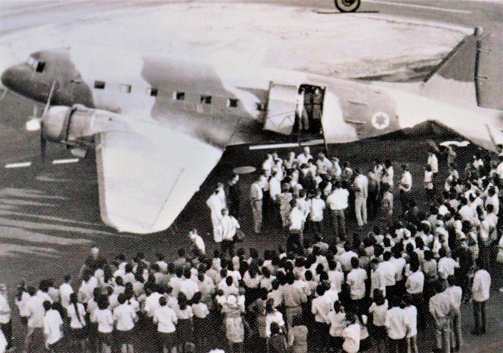 ביקור הנשיא יצחק בן צבי באילת, 1962 (צילום מתוך אלבומי רשות שדות התעופה)
