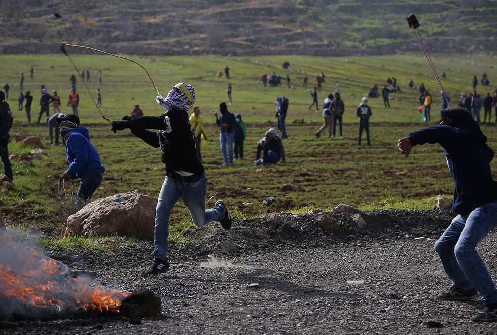 הפרות סדר בעקבות מותו של פלסטיני חמדי נעסאן (צילום: AFP)