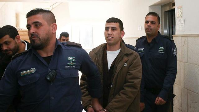 Ясин Абу-Алькара в окружном суде в Иерусалиме. Фото: Охад Цвайгенберг