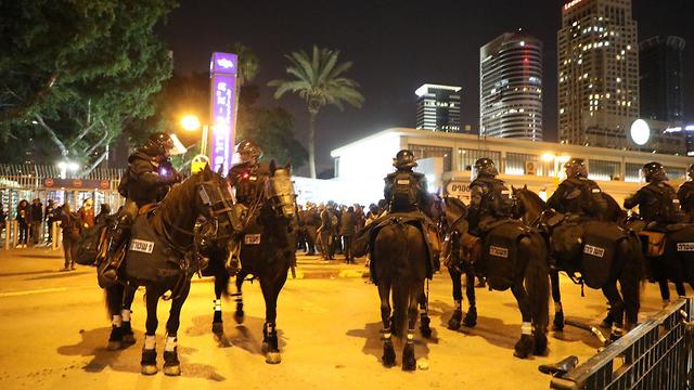 Конная полиция на акции. Фото: Дана Копель