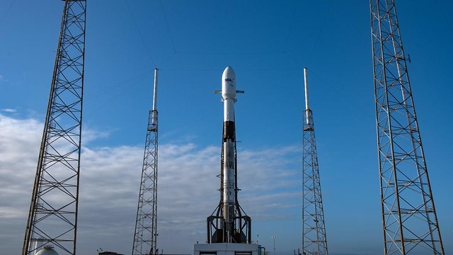 Ракета-носитель с израильским спутником на борту. Фото: SpaceX (Photo: SpaceX)