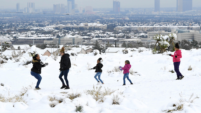 שלג בלאס וגאס (צילום: AFP)
