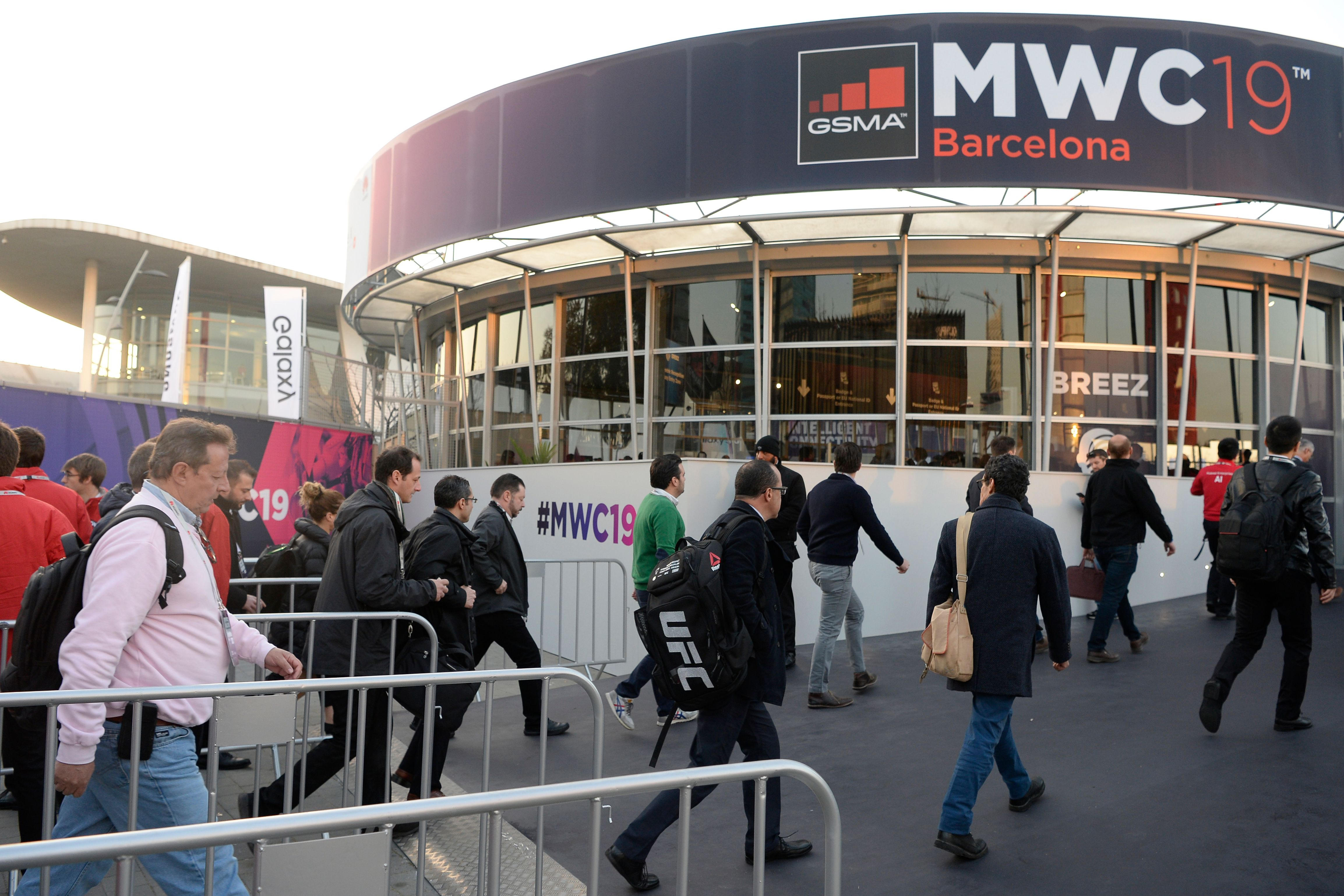 תערוכת MWC בברצלונה (צילום: AFP)