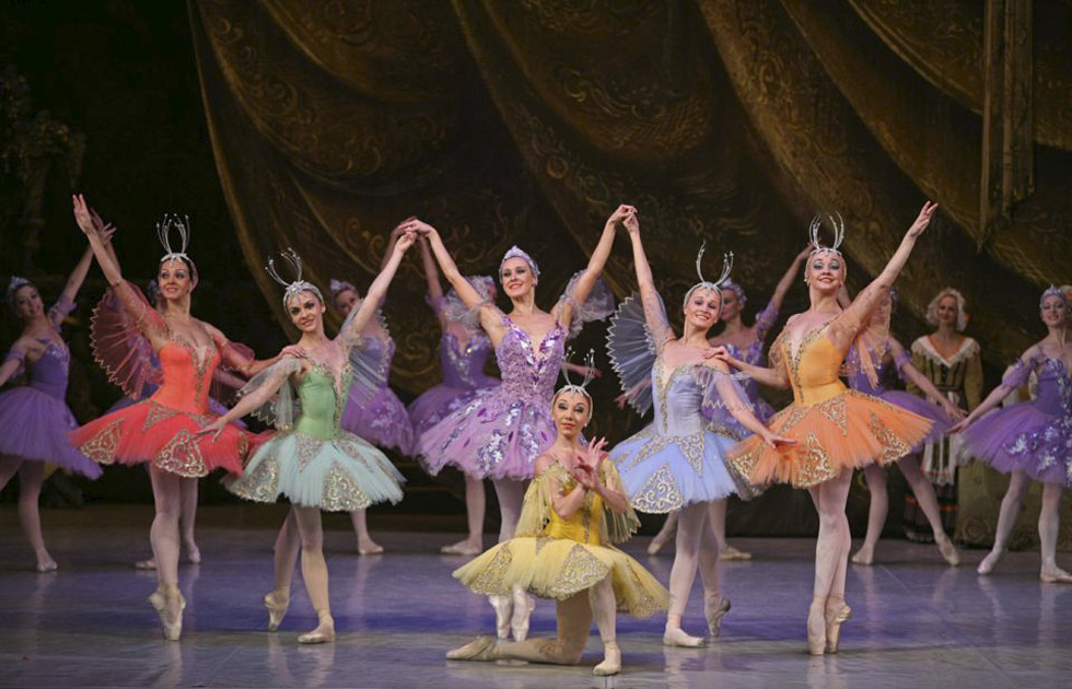 Сцена из балета "Спящая красавица". Фото: М. Логвинов