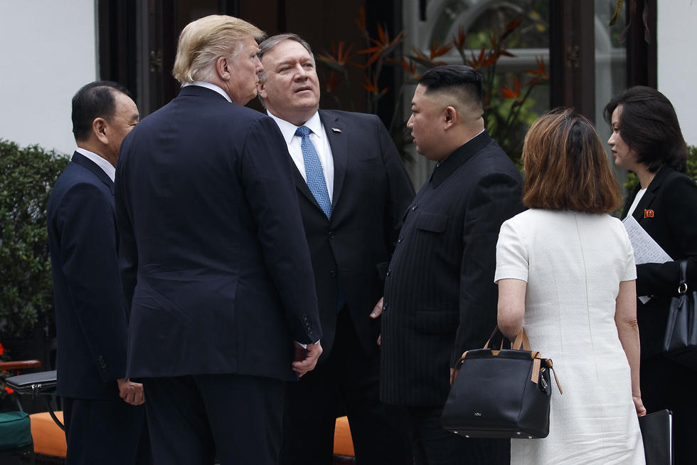 דונלד טראמפ קים ג'ונג און מפגש פסגה וייטנאם ארצות הברית צפון קוריאה מייק פומפאו (צילום: AP)