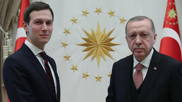 ג'ראד קושנר נפגש עם נשיא טורקיה רג'פ טאיפ ארדואן (צילום: AFP)