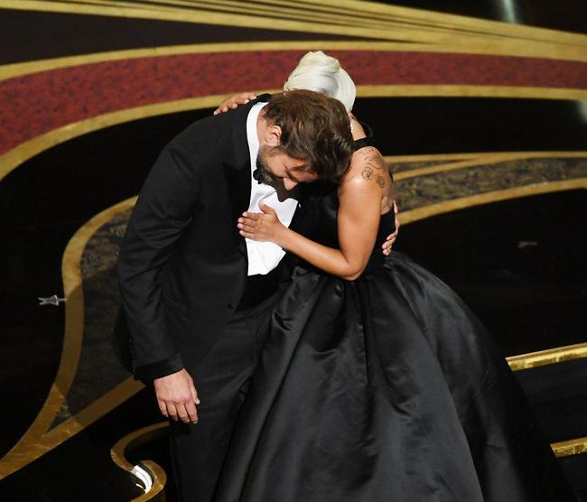 שמישהו יביא לנו כוס מים (צילום: Gettyimages) שמישהו יביא לנו כוס מים (צילום: Gettyimages)