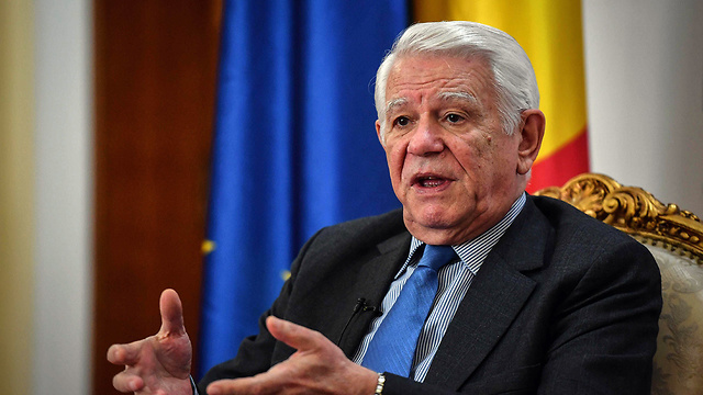  שר החוץ רומניה תאודו מלשקנו (צילום: AFP)