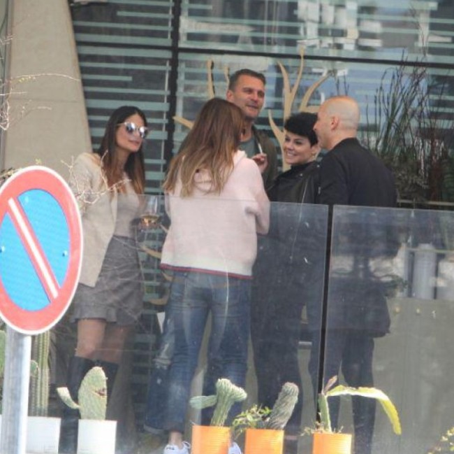 מבלים בנעימים (צילום: מוטי לבטון) מבלים בנעימים (צילום: מוטי לבטון)
