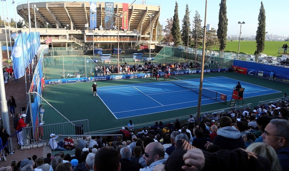 מרכז הטניס ברמת השרון (צילום: ראובן שוורץ)